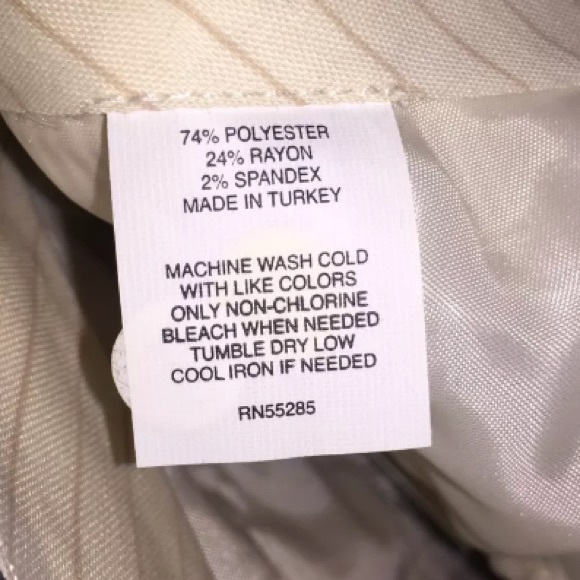 EXPRESS~Seersucker Stripe Cropped Capri Pants~8 - Picture 4 of 8